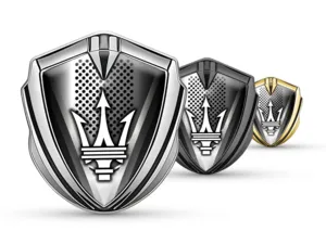 Maserati Emblema Metallico Badge Look Minimal Stile Universale